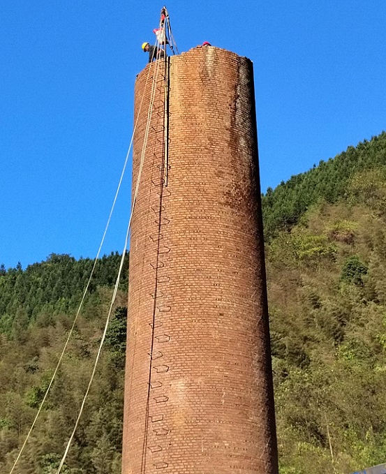 衡水烟囱拆除公司绿色使命:专业守护,共绘蓝天梦想